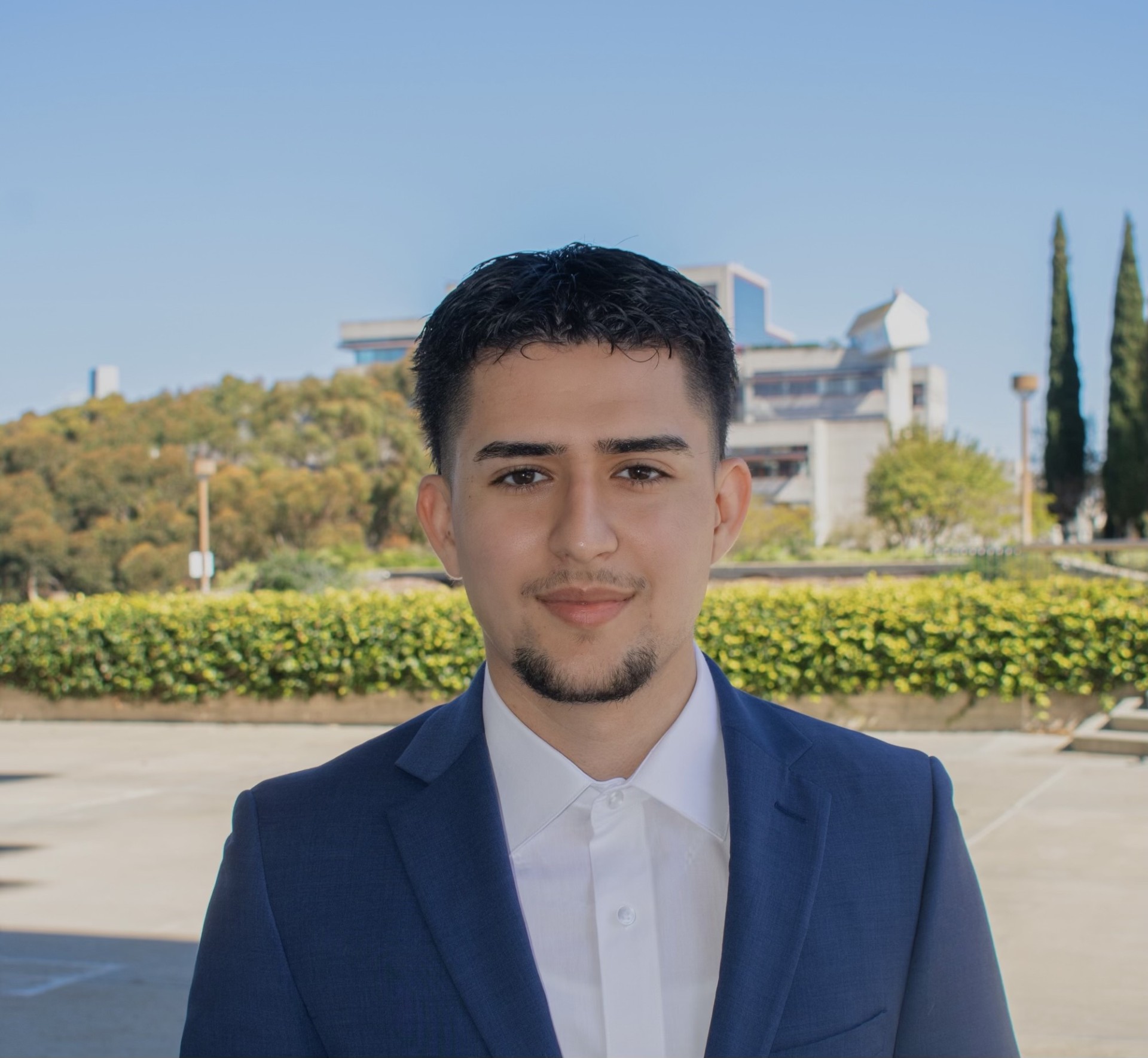  Cesar Castro